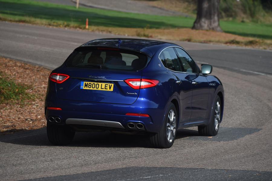  Maserati Levante 2016 года  (UK) (фото 20 из 32)